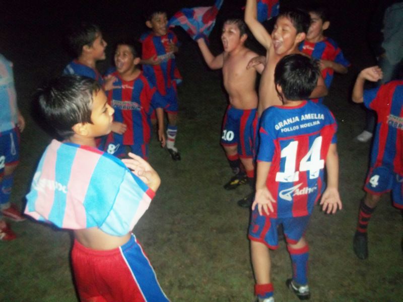 Gauchitos-Campeones-2011-001.jpg